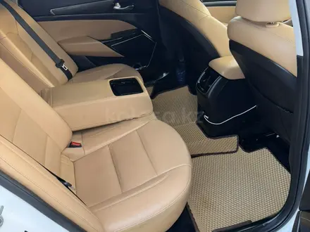 Kia K7 2020 года за 13 000 000 тг. в Алматы – фото 24