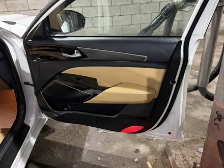 Kia K7 2020 года за 13 000 000 тг. в Алматы – фото 41