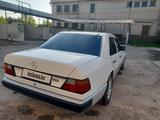 Mercedes-Benz E 230 1989 года за 2 300 000 тг. в Турара Рыскулова – фото 3