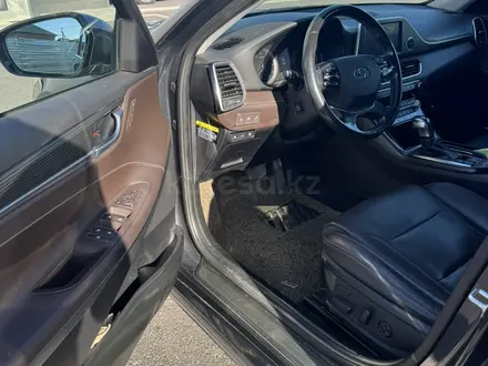 Hyundai Grandeur 2017 года за 11 800 000 тг. в Шымкент – фото 12