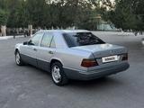 Mercedes-Benz E 220 1994 года за 1 580 000 тг. в Алматы – фото 3