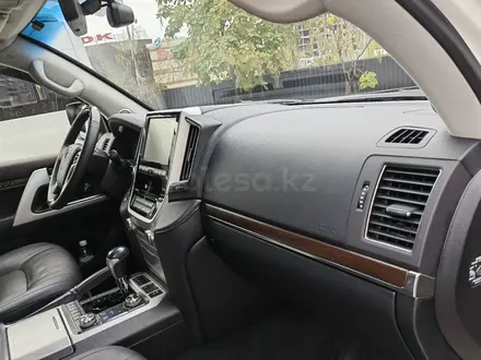 Toyota Land Cruiser 2016 года за 30 500 000 тг. в Алматы – фото 23