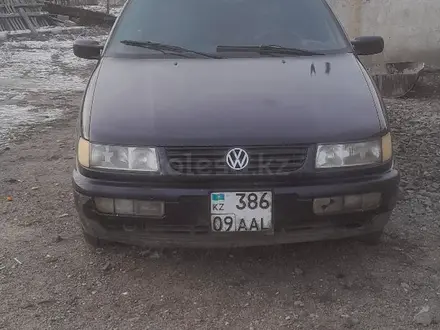 Volkswagen Passat 1994 года за 1 450 000 тг. в Караганда – фото 3