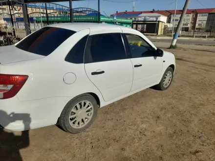 ВАЗ (Lada) Granta 2190 2019 года за 4 200 000 тг. в Атырау – фото 2