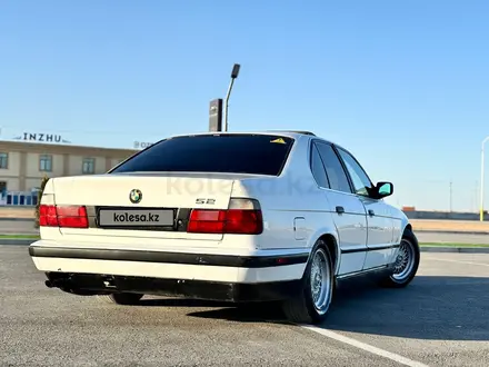 BMW 525 1990 года за 1 400 000 тг. в Жанаозен – фото 3