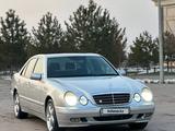 Mercedes-Benz E 240 1999 года за 5 200 000 тг. в Шымкент – фото 4