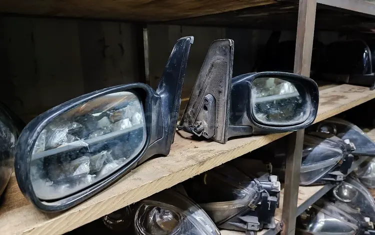 Боковые зеркало заднего вида за 26 000 тг. в Алматы