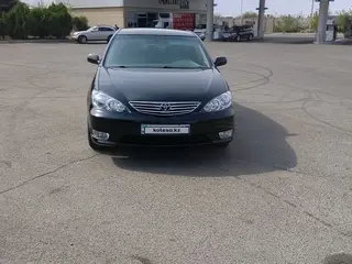 Toyota Camry, 2005