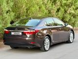 Lexus ES 300h 2013 годаүшін12 300 000 тг. в Шымкент – фото 2