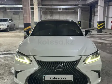 Lexus ES 250 2019 года за 17 500 000 тг. в Астана – фото 3