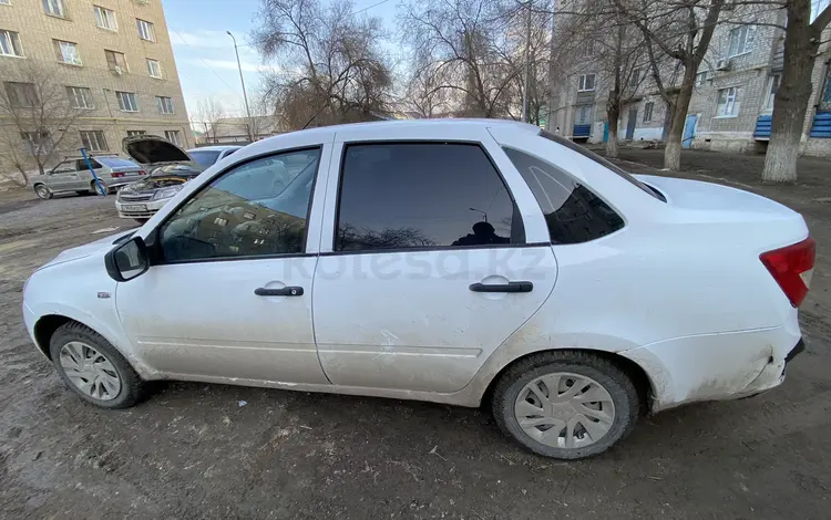 ВАЗ (Lada) Granta 2190 2013 годаүшін1 650 000 тг. в Актобе