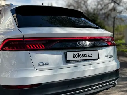 Audi Q8 2022 года за 33 500 000 тг. в Алматы – фото 6