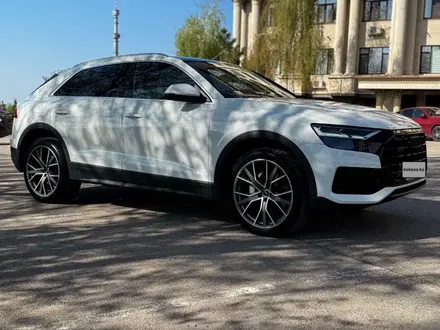 Audi Q8 2022 года за 33 500 000 тг. в Алматы – фото 8