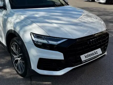 Audi Q8 2022 года за 33 500 000 тг. в Алматы – фото 2