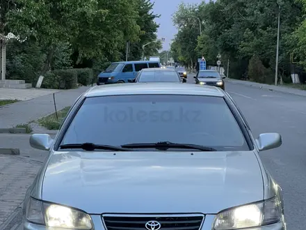 Toyota Camry 2000 года за 4 000 000 тг. в Шымкент – фото 3
