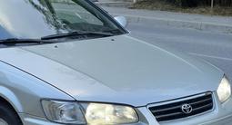 Toyota Camry 2000 годаүшін4 000 000 тг. в Шымкент – фото 2