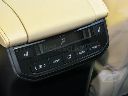 Toyota Highlander Prestige 2023 года за 23 320 000 тг. в Алматы – фото 14