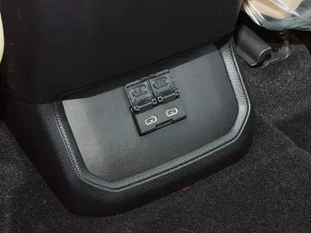Toyota Highlander Prestige 2023 года за 23 320 000 тг. в Алматы – фото 15