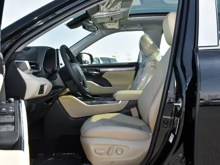 Toyota Highlander Prestige 2023 года за 23 320 000 тг. в Алматы – фото 10
