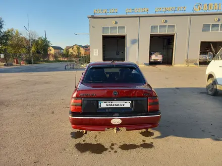 Opel Vectra 1992 года за 1 200 000 тг. в Актобе – фото 2