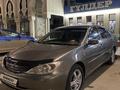 Toyota Camry 2001 года за 3 300 000 тг. в Атырау – фото 2