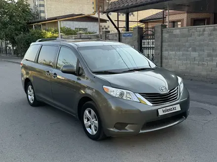 Toyota Sienna 2012 года за 10 500 000 тг. в Алматы – фото 3