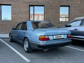 Mercedes-Benz E 260