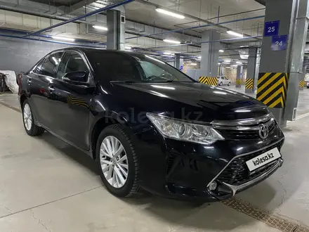 Toyota Camry 2015 года за 10 500 000 тг. в Астана