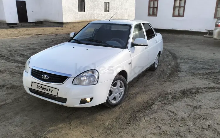 ВАЗ (Lada) Priora 2170 2013 годаfor2 000 000 тг. в Атырау