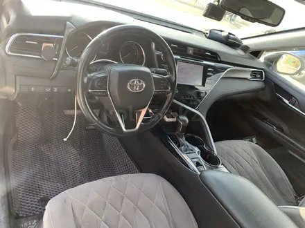 Toyota Camry 2019 года за 12 000 000 тг. в Актау – фото 7