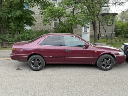 Toyota Camry 1996 года за 2 800 000 тг. в Алматы