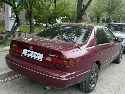 Toyota Camry 1996 года за 2 800 000 тг. в Алматы – фото 4