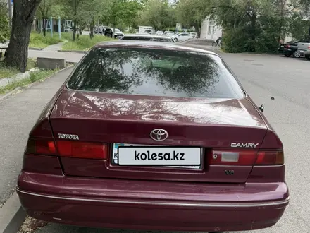 Toyota Camry 1996 года за 2 800 000 тг. в Алматы – фото 5
