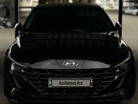 Hyundai Elantra 2023 годаfor11 500 000 тг. в Актобе