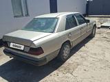 Mercedes-Benz E 220 1992 года за 650 000 тг. в Алматы