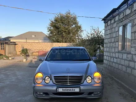 Mercedes-Benz E 320 2000 года за 6 000 000 тг. в Жанаозен – фото 19