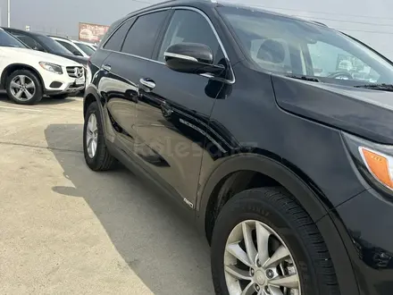 Kia Sorento 2018 года за 10 500 000 тг. в Атырау – фото 4