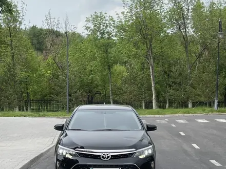 Toyota Camry 2017 годаүшін14 000 000 тг. в Шымкент