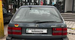 Volkswagen Passat 1994 года за 2 500 000 тг. в Тараз – фото 2