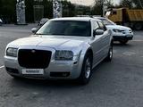 Chrysler 300C 2005 годаүшін4 800 000 тг. в Алматы – фото 4