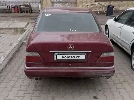 Mercedes-Benz E 280 1994 года за 1 799 999 тг. в Астана – фото 3