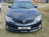 Toyota Camry 2013 года за 4 300 000 тг. в Актобе