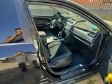 Toyota Camry 2013 года за 4 300 000 тг. в Актобе – фото 5