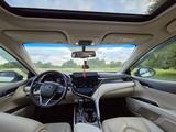 Toyota Camry 2022 года за 16 500 000 тг. в Уральск