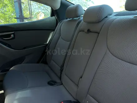 Hyundai Elantra 2014 года за 5 000 000 тг. в Актобе – фото 18
