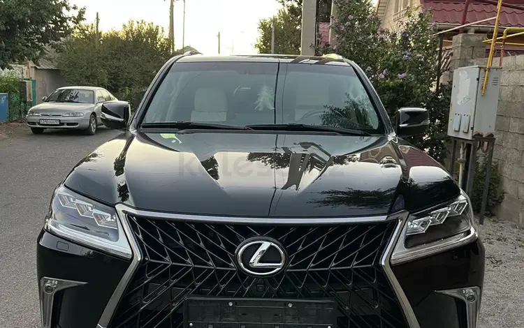 Lexus LX 570 2020 года за 65 000 000 тг. в Астана