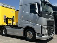 Volvo  FH 2017 года за 38 000 000 тг. в Алматы