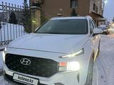 Hyundai Santa Fe 2021 годаүшін15 500 000 тг. в Караганда