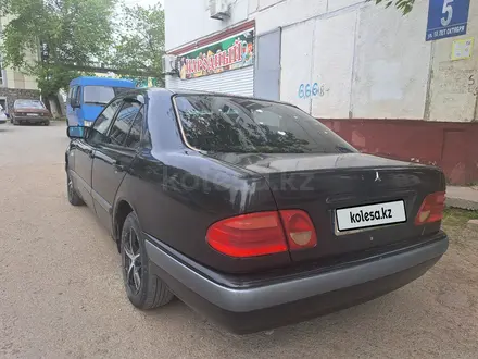 Mercedes-Benz E 200 1996 годаүшін3 000 000 тг. в Качар – фото 5