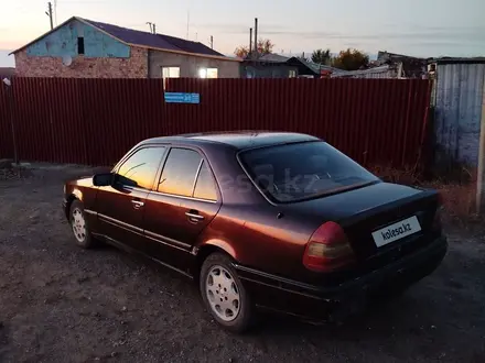 Mercedes-Benz C 180 1995 года за 1 100 000 тг. в Караганда – фото 5